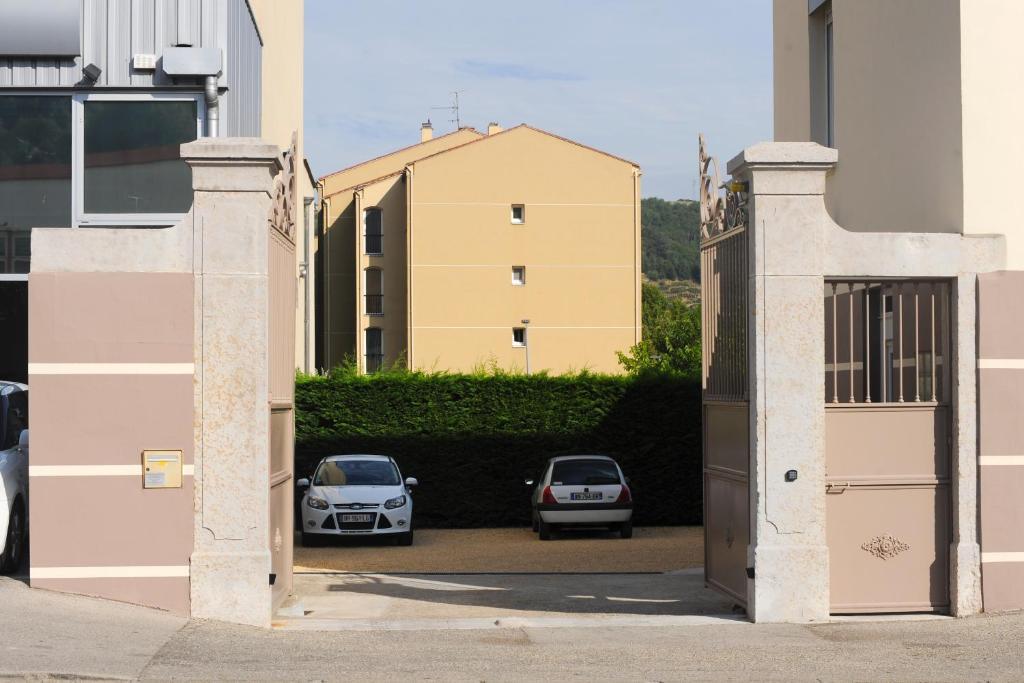 Aux Jardins De L'Isle Apartment Vienne  Exterior photo